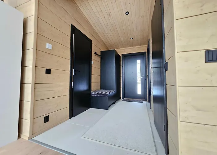 别墅 Aurora Welcome Newly Built Riverside *